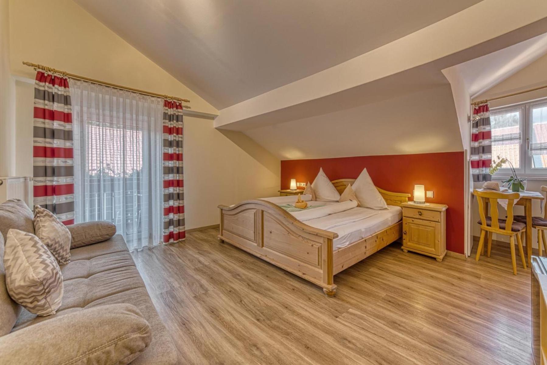 Hotel Hirschenstein Achslach エクステリア 写真